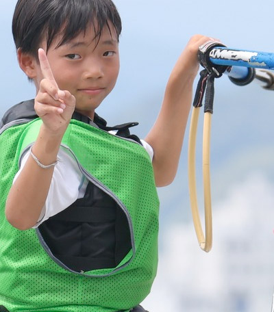 JUNIOR
